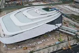 窗口期突围战来临，马德里竞技围绕社区盾调整名单，话题不断，轮换策略成焦点的简单介绍